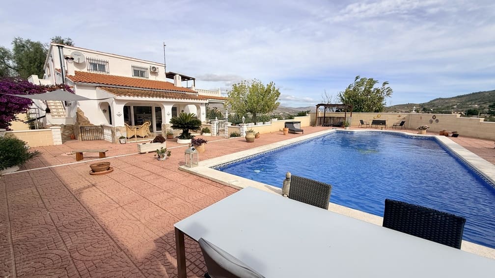 4 chambre Maison de Ville à vendre à Hondon de las Nieves avec piscine garage - 380 000 € (Ref: 9348551)