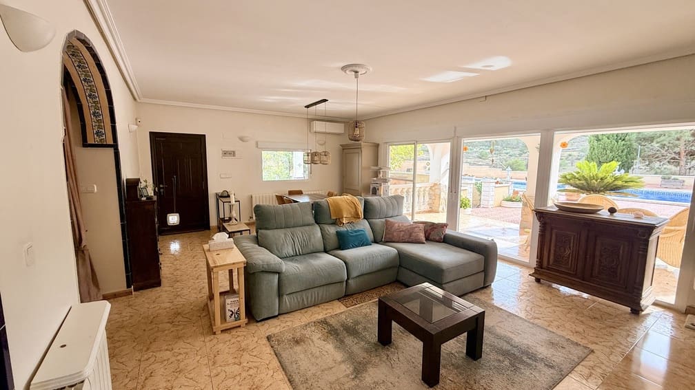 4 chambre Maison de Ville à vendre à Hondon de las Nieves avec piscine garage - 380 000 € (Ref: 9348551)