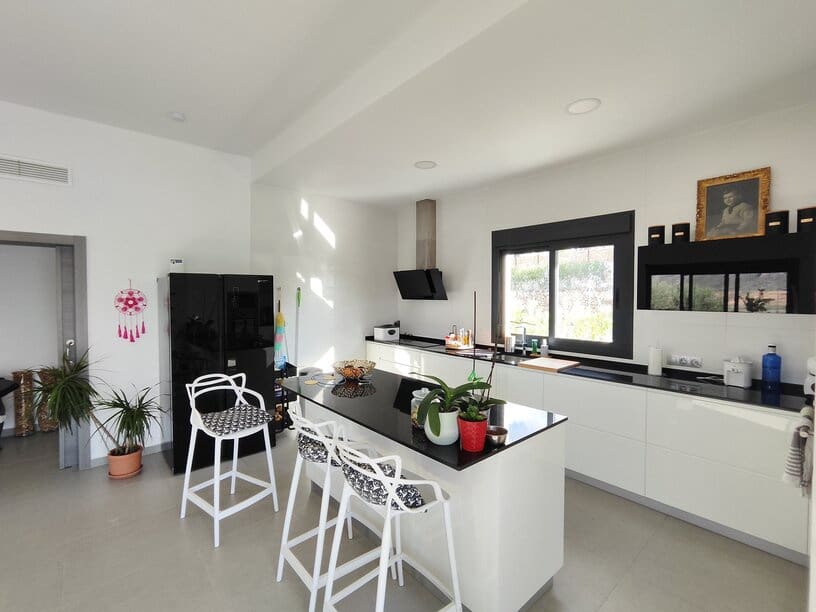 3 slaapkamer Huis te koop in Canada de la Lena met zwembad garage - € 399.950 (Ref: 9360752)