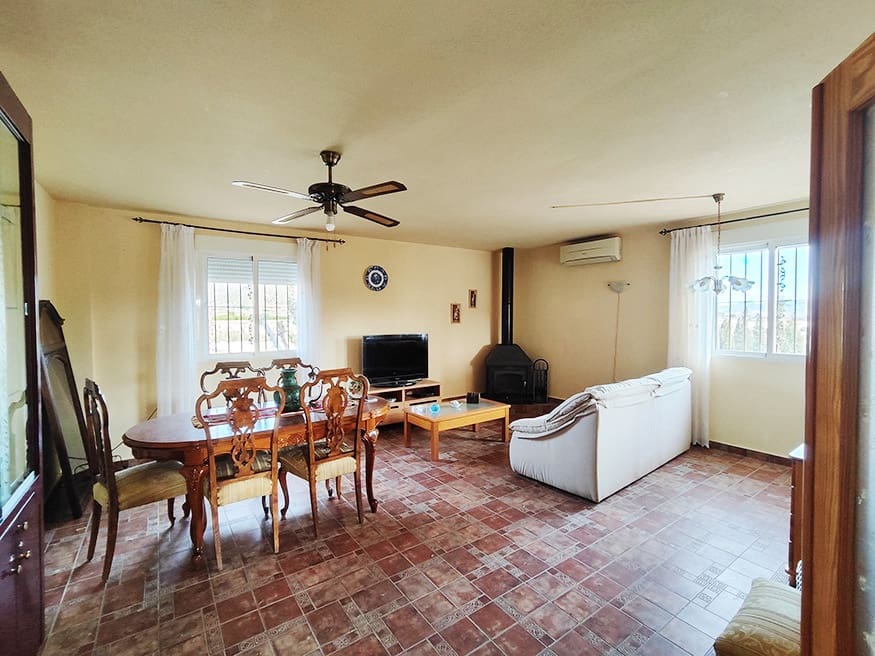 3 bedroom Townhouse for sale in Fortuna with garage - € 235,000 (Ref: 9376890)