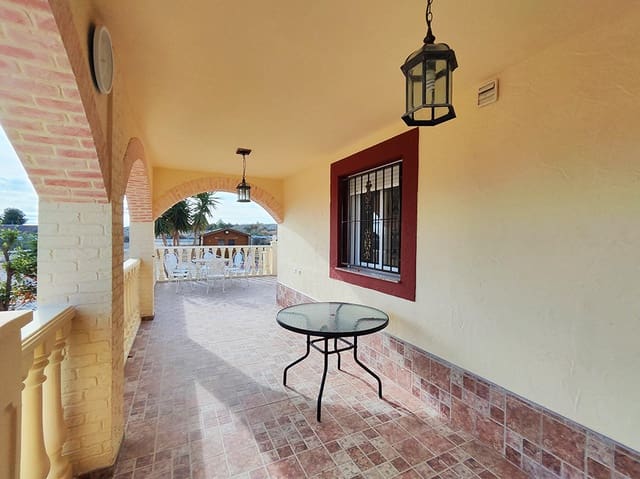 3 bedroom Townhouse for sale in Fortuna with garage - € 235,000 (Ref: 9376890)