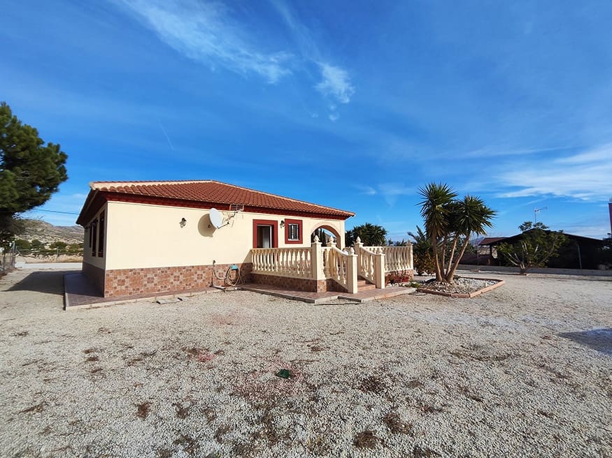 3 bedroom Townhouse for sale in Fortuna with garage - € 235,000 (Ref: 9376890)