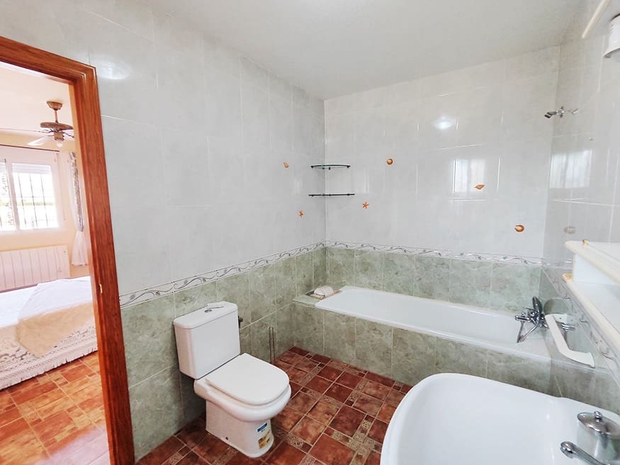 3 bedroom Townhouse for sale in Fortuna with garage - € 235,000 (Ref: 9376890)