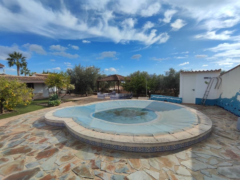 3 bedroom Villa for sale in Fortuna with pool garage - € 230,000 (Ref: 9394243)
