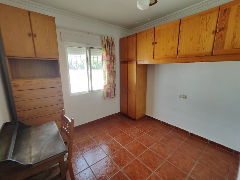 3 bedroom Villa for sale in Fortuna with pool garage - € 230,000 (Ref: 9394243)