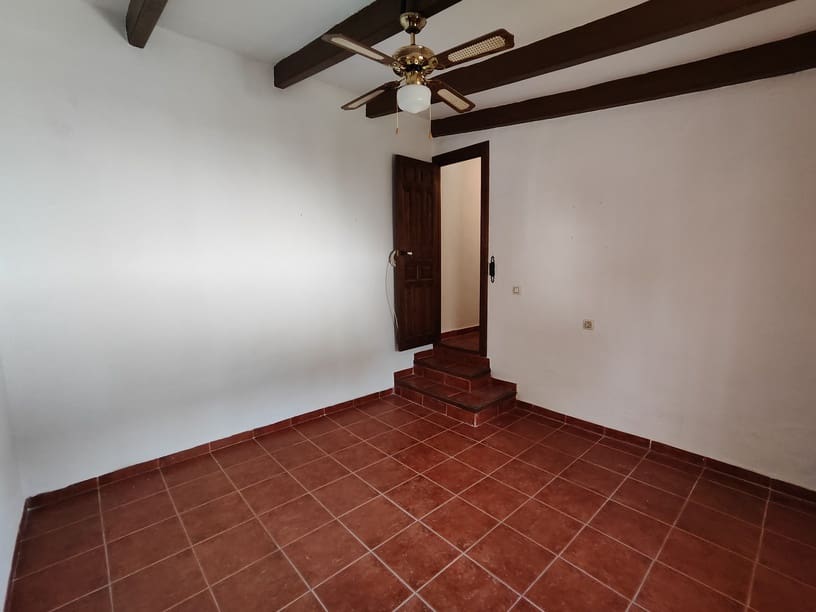 3 bedroom Villa for sale in Fortuna with pool garage - € 230,000 (Ref: 9394243)