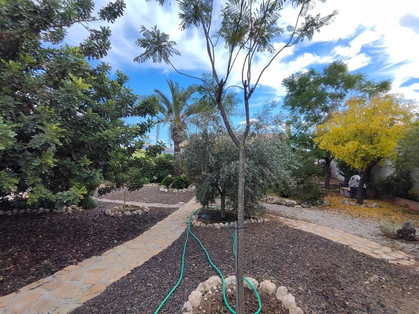 3 bedroom Villa for sale in Fortuna with pool garage - € 230,000 (Ref: 9394243)