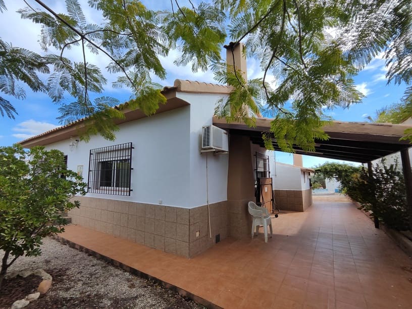 3 bedroom Villa for sale in Fortuna with pool garage - € 230,000 (Ref: 9394243)