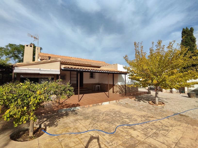 3 bedroom Villa for sale in Fortuna with pool garage - € 230,000 (Ref: 9394243)