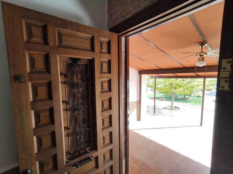 3 bedroom Villa for sale in Fortuna with pool garage - € 230,000 (Ref: 9394243)