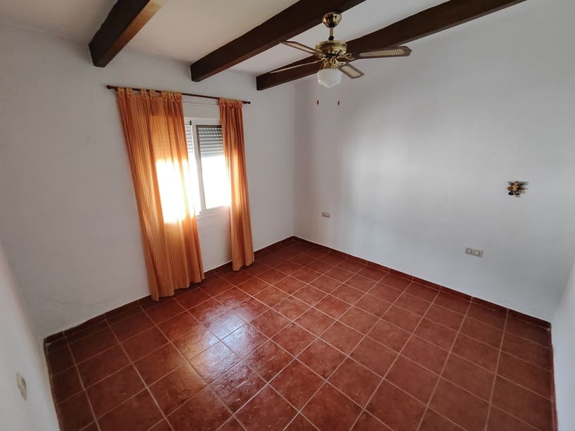 3 bedroom Villa for sale in Fortuna with pool garage - € 230,000 (Ref: 9394243)