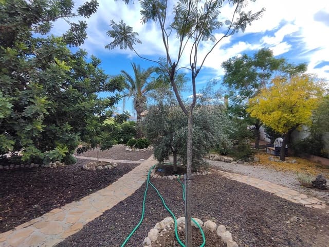 3 bedroom Villa for sale in Fortuna with pool garage - € 230,000 (Ref: 9394243)