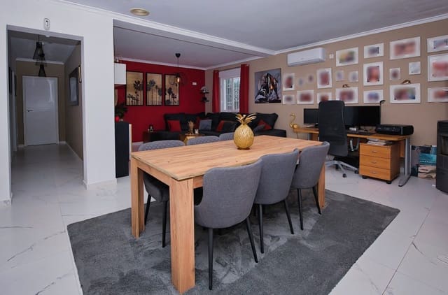 3 bedroom Townhouse for sale in Macisvenda, Abanilla with pool garage - € 339,000 (Ref: 9396517)