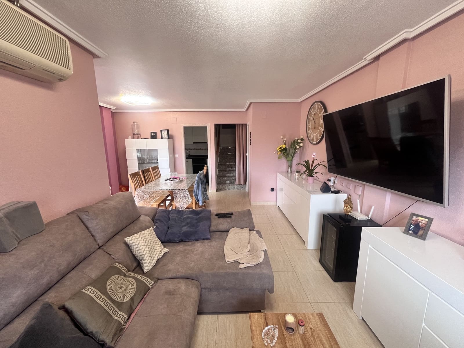 3 soverom Rekkehus til salgs i Ciudad Quesada med svømmebasseng garasje - € 279 000 (Ref: 9415121)