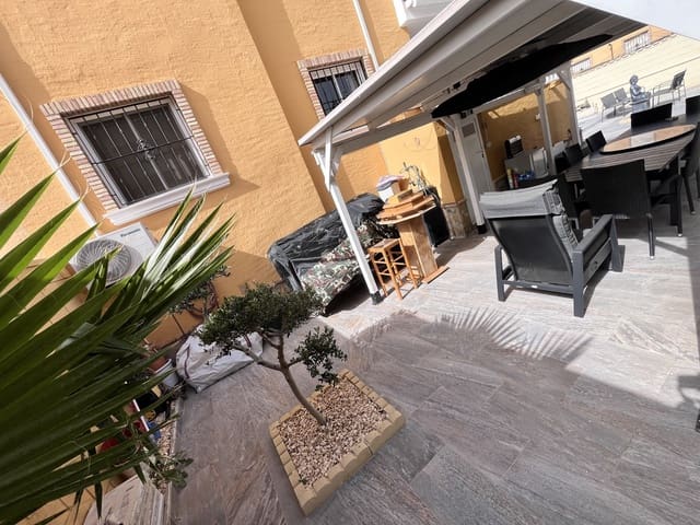 3 soverom Rekkehus til salgs i Ciudad Quesada, Rojales med svømmebasseng garasje - € 279 000 (Ref: 9415121)