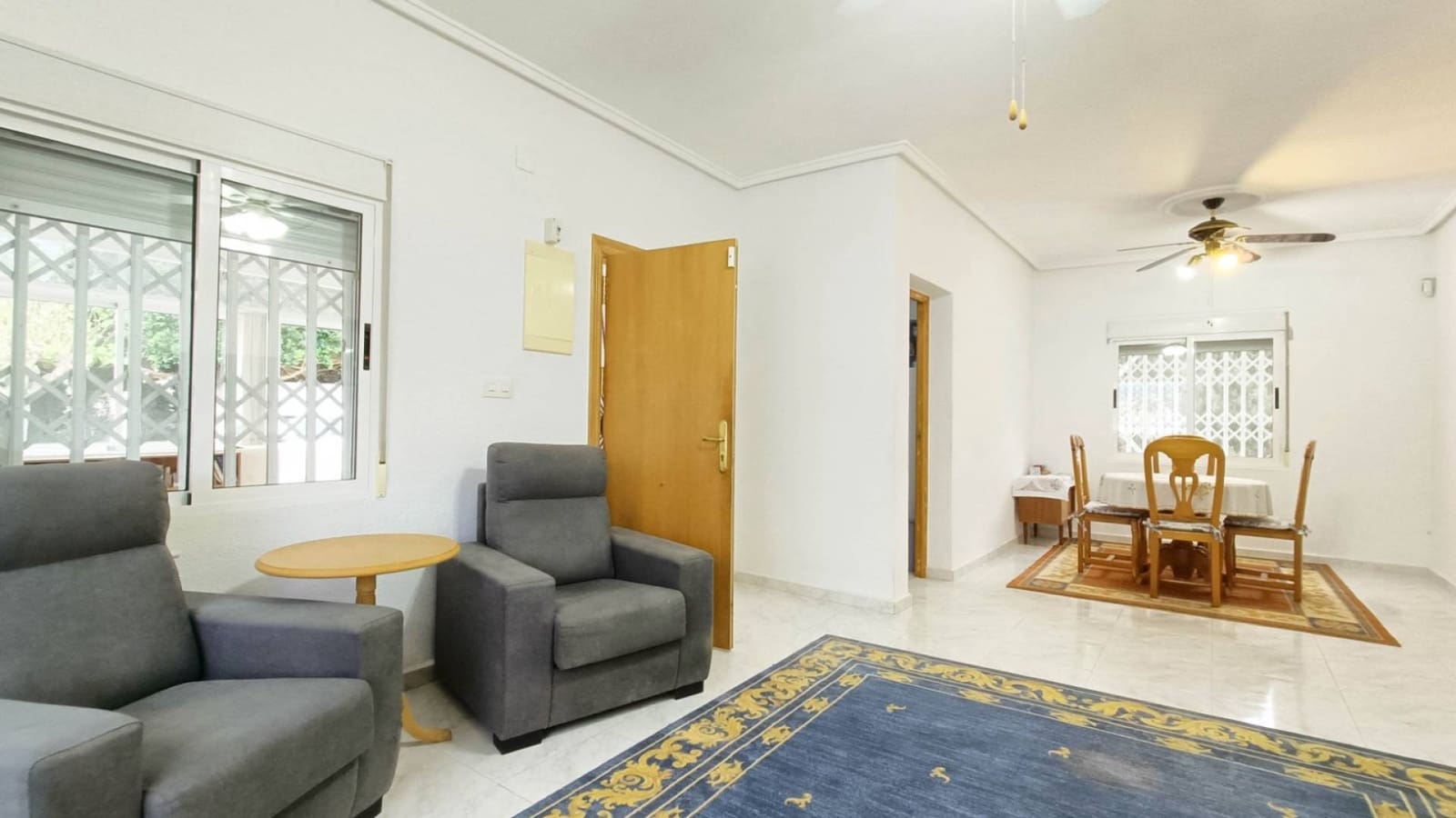 3 soveværelse Finca/Landehus til salg i Albatera med swimmingpool garage - € 259.950 (Ref: 9449711)