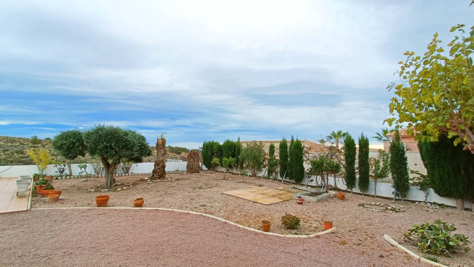 3 soveværelse Finca/Landehus til salg i Albatera med swimmingpool garage - € 259.950 (Ref: 9449711)