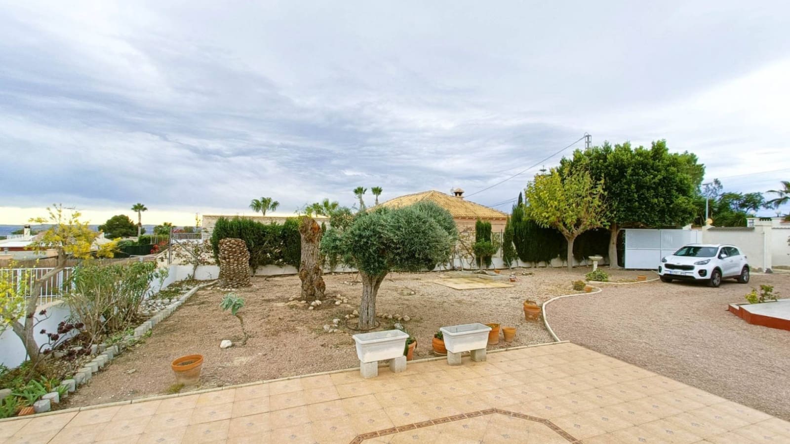 3 soveværelse Finca/Landehus til salg i Albatera med swimmingpool garage - € 259.950 (Ref: 9449711)