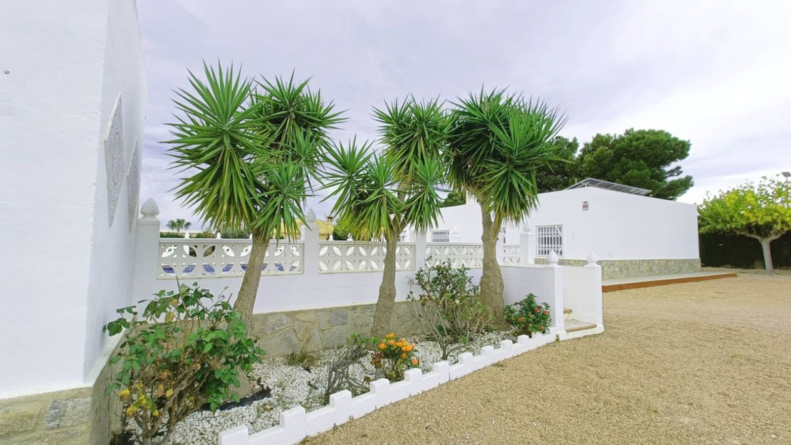 3 soveværelse Finca/Landehus til salg i Albatera med swimmingpool garage - € 259.950 (Ref: 9449711)