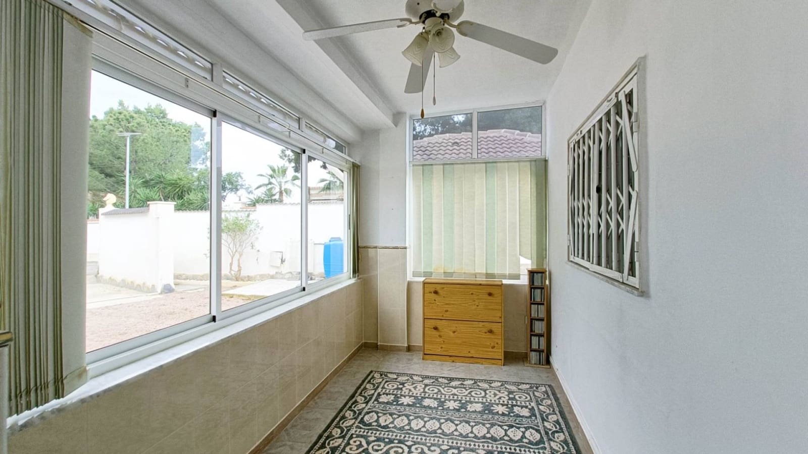 3 soveværelse Finca/Landehus til salg i Albatera med swimmingpool garage - € 259.950 (Ref: 9449711)