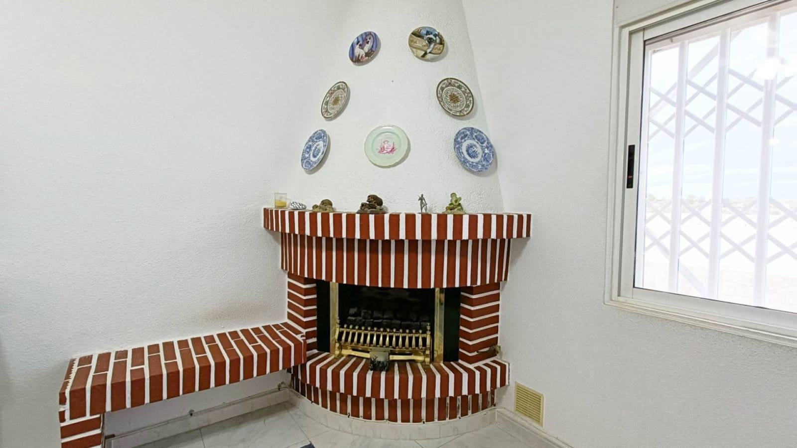 3 soveværelse Finca/Landehus til salg i Albatera med swimmingpool garage - € 259.950 (Ref: 9449711)