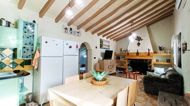 Casa de 3 habitaciones en Barinas, Abanilla en venta con garaje - 150.000 € (Ref: 9558260)