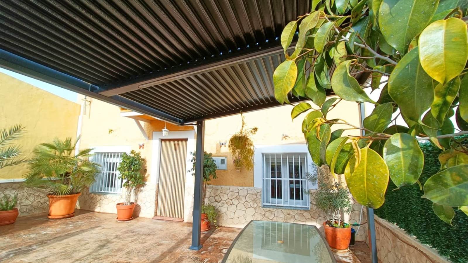 3 soverom Hus til salgs i Barinas med garasje - € 150 000 (Ref: 9558260)