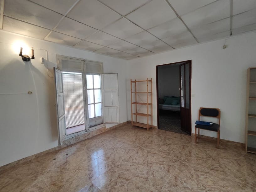 6 makuuhuone Rivitalo myytävänä paikassa La Nora - 220 000 € (Ref: 9622659)