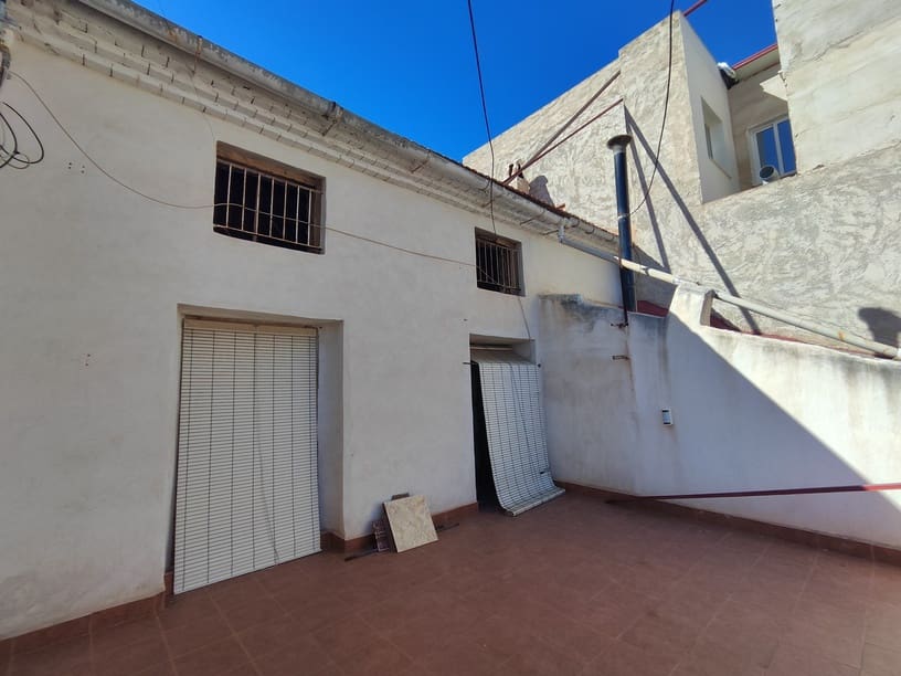 6 makuuhuone Rivitalo myytävänä paikassa La Nora - 220 000 € (Ref: 9622659)