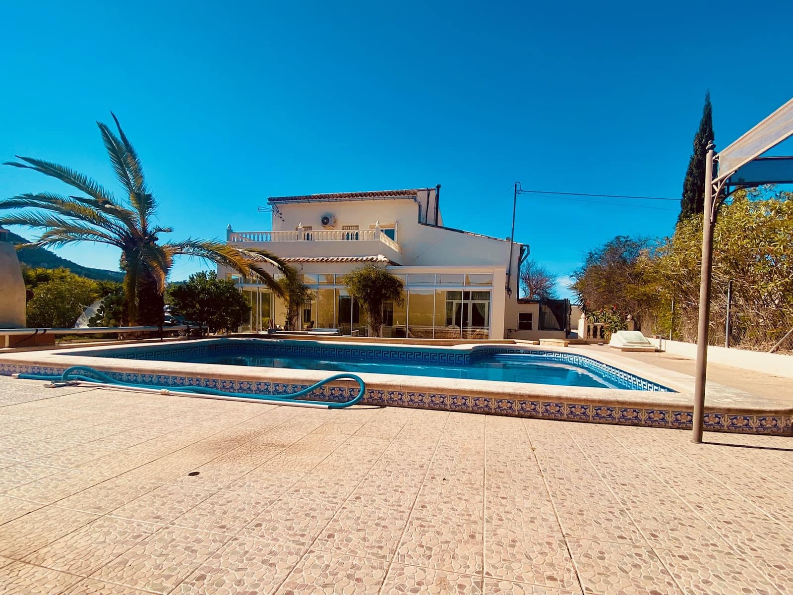 5 Zimmer Villa zu verkaufen in Barbarroja mit Pool Garage - 475.000 € (Ref: 9713608)