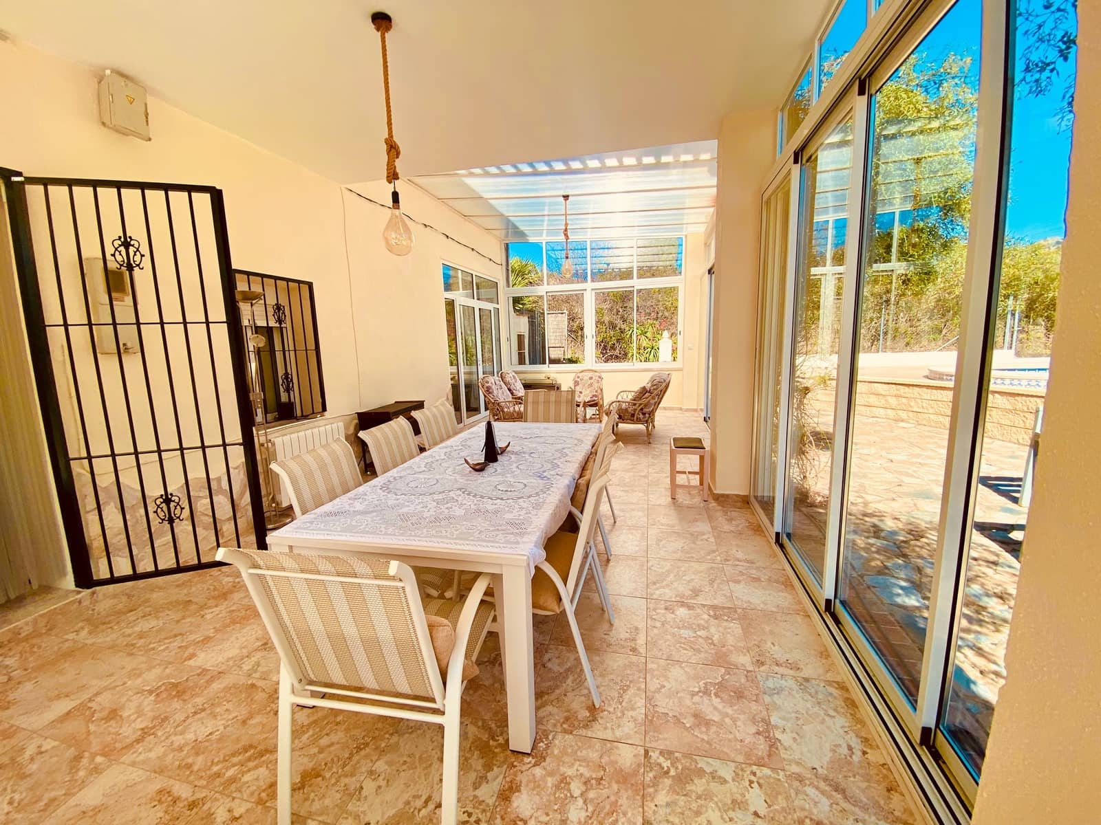 5 Zimmer Villa zu verkaufen in Barbarroja mit Pool Garage - 475.000 € (Ref: 9713608)