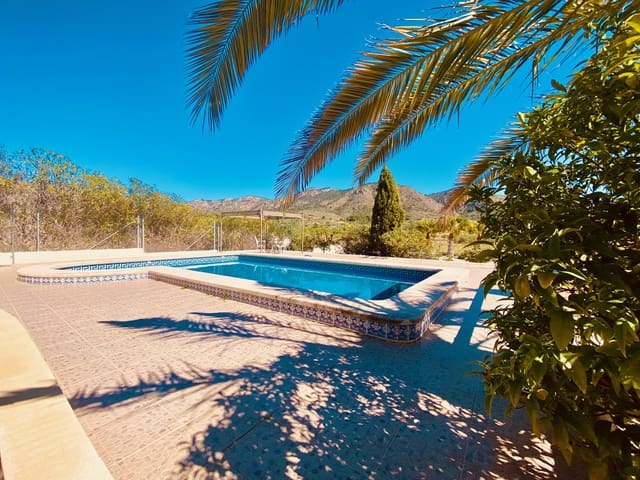 Chalet de 5 habitaciones en Barbarroja, Orihuela en venta con piscina garaje - 475.000 € (Ref: 9713608)