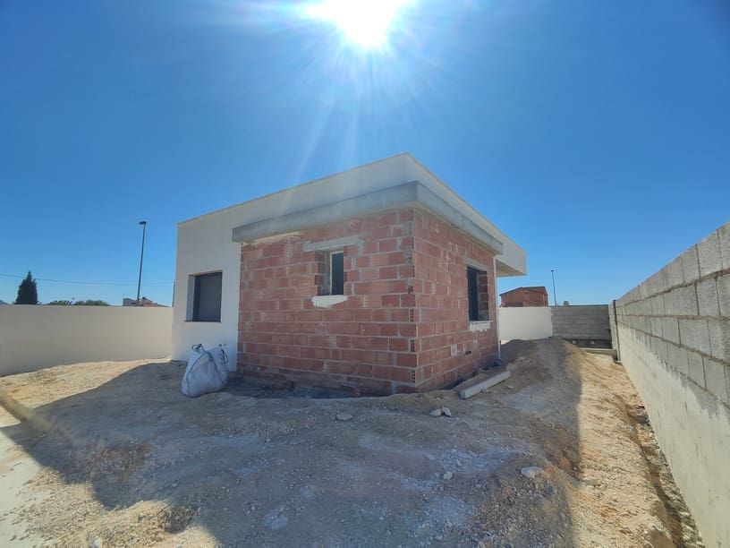 2 sovrum Hus till salu i Fortuna med pool garage - 235 000 € (Ref: 9744297)