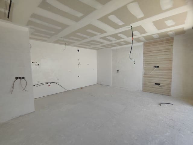 2 sovrum Hus till salu i Fortuna med pool garage - 235 000 € (Ref: 9744297)