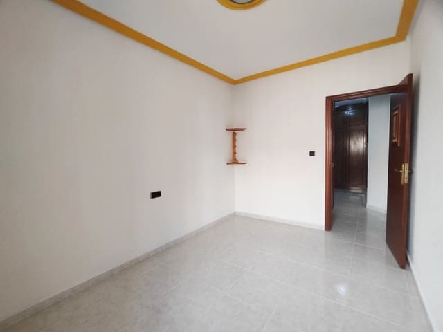 2 makuuhuone Huoneisto myytävänä paikassa Fortuna - 85 000 € (Ref: 9777005)