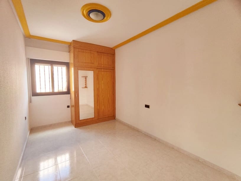 2 makuuhuone Huoneisto myytävänä paikassa Fortuna - 85 000 € (Ref: 9777005)