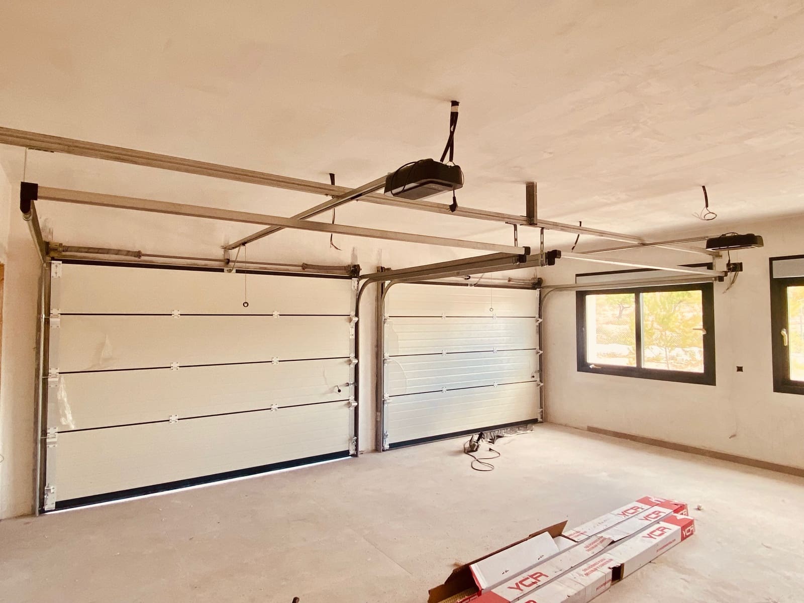 3 makuuhuone Huvila myytävänä paikassa Macisvenda mukana uima-altaan 
autotalli - 419 950 € (Ref: 9778972)