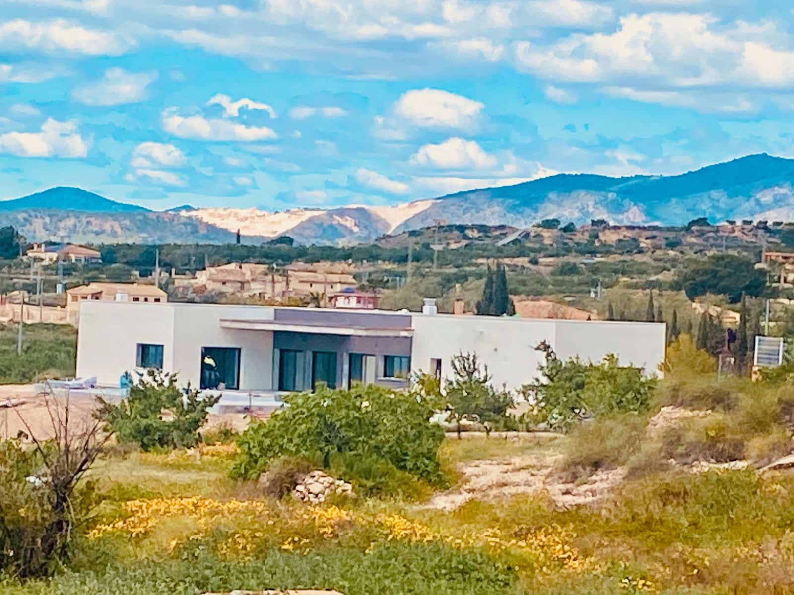 3 makuuhuone Huvila myytävänä paikassa Macisvenda mukana uima-altaan 
autotalli - 419 950 € (Ref: 9778972)