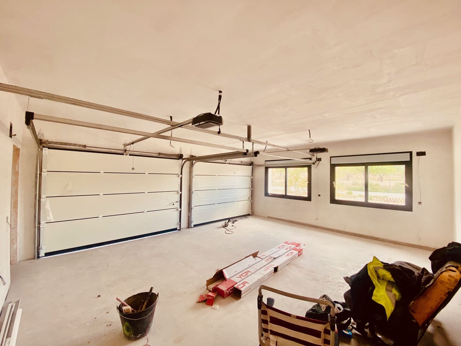 3 makuuhuone Huvila myytävänä paikassa Macisvenda mukana uima-altaan 
autotalli - 419 950 € (Ref: 9778972)