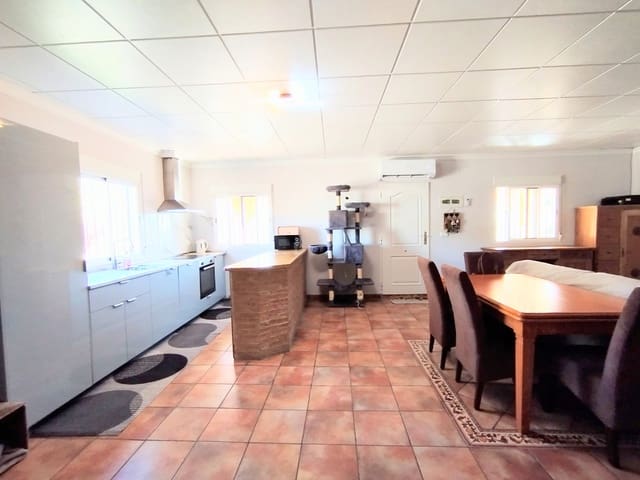 Finca/Casa di Campagna in vendita in Caudete con garage - 169.995 € (Rif: 9789515)