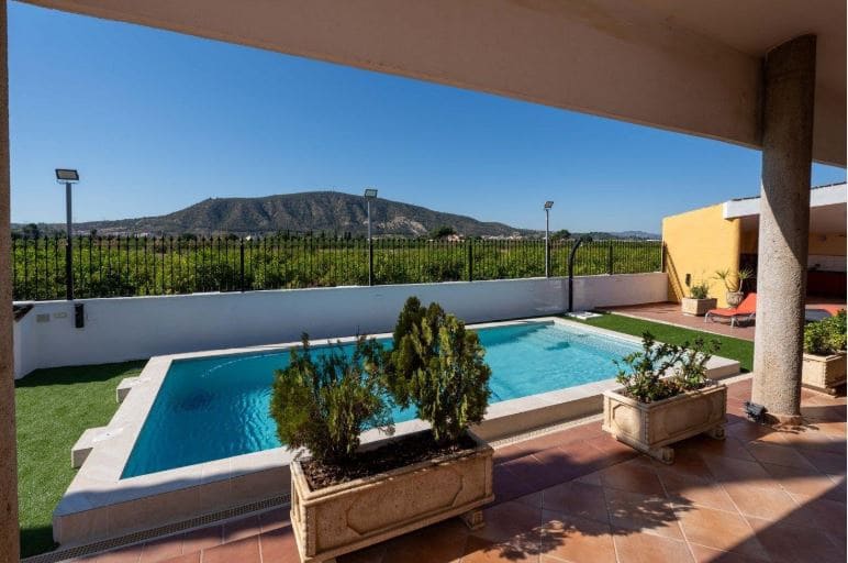 Finca/Casa Rural de 5 habitaciones en Orihuela en venta con piscina garaje - 675.000 € (Ref: 9802919)