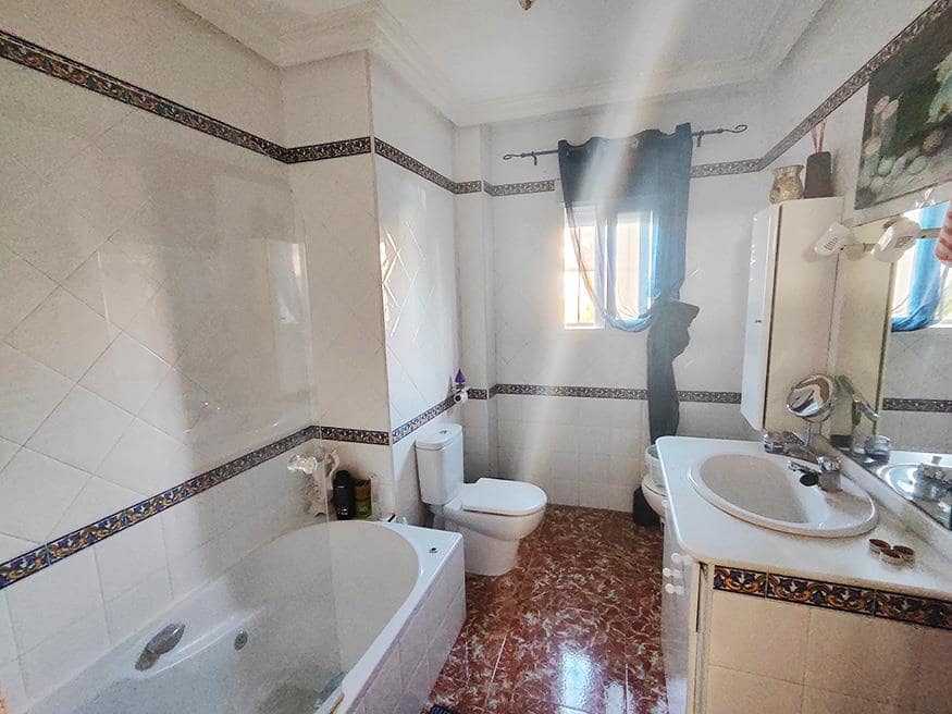 3 bedroom Villa for sale in Fortuna - € 276,500 (Ref: 9812454)