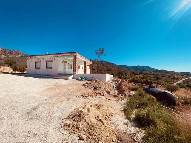 3 Zimmer Villa zu verkaufen in Hondón de las Nieves mit Pool - 279.000 € (Ref: 9813575)