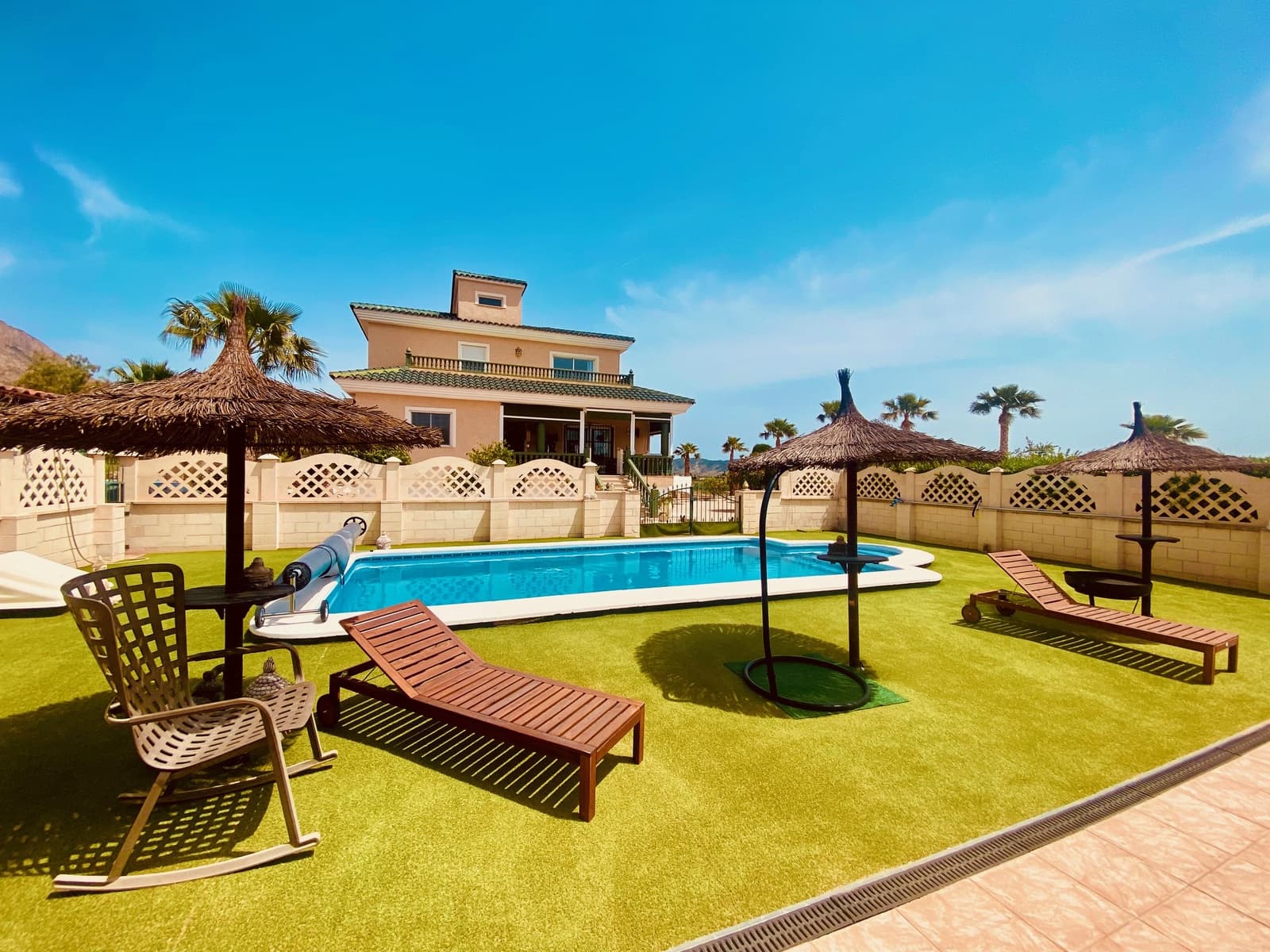 4 sovrum Villa till salu i Macisvenda med pool garage - 475 000 € (Ref: 9814997)
