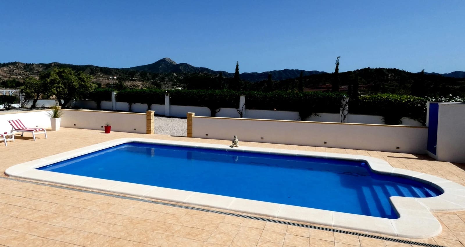 Chalet de 4 habitaciones en Macisvenda en venta con piscina garaje - 479.000 € (Ref: 9825741)