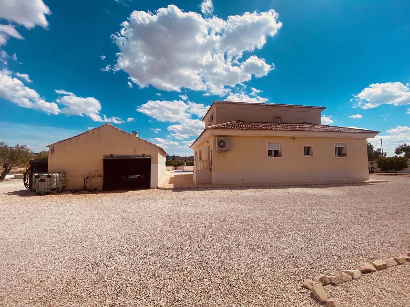 Chalet de 4 habitaciones en Macisvenda en venta con piscina garaje - 479.000 € (Ref: 9825741)