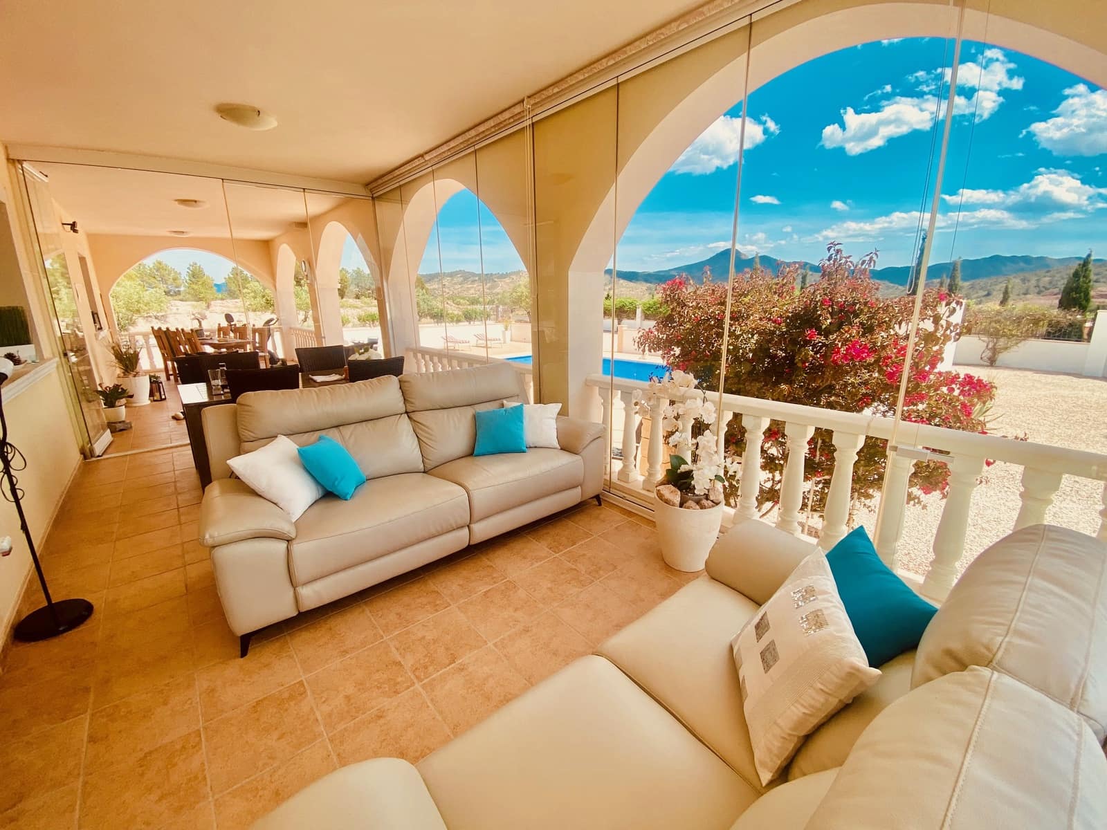 Chalet de 4 habitaciones en Macisvenda en venta con piscina garaje - 479.000 € (Ref: 9825741)