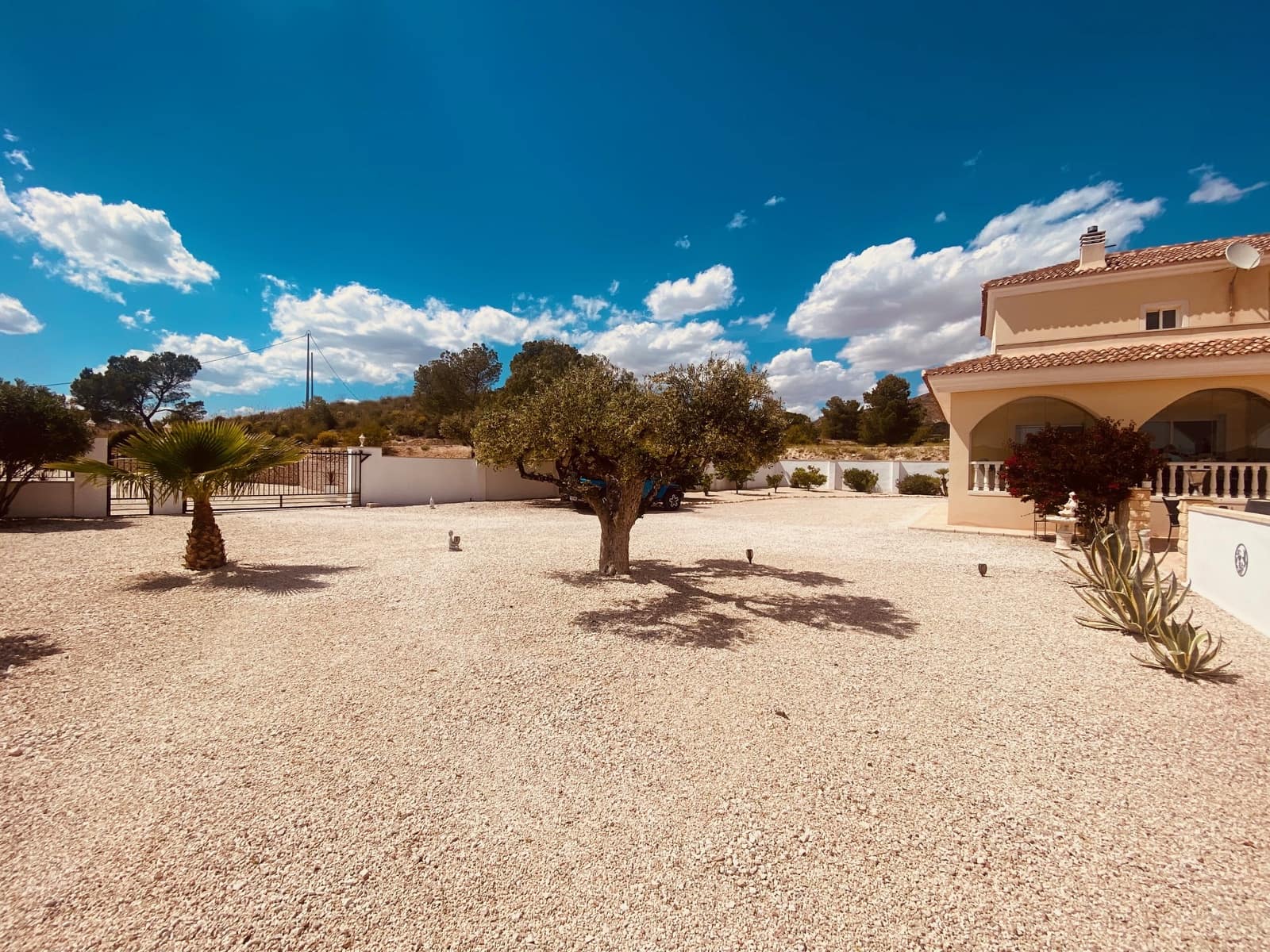 Chalet de 4 habitaciones en Macisvenda en venta con piscina garaje - 479.000 € (Ref: 9825741)