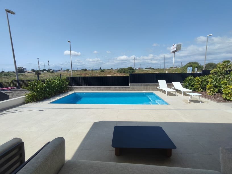 3 bedroom Townhouse for sale in Ciudad Quesada with pool garage - € 579,000 (Ref: 9841086)