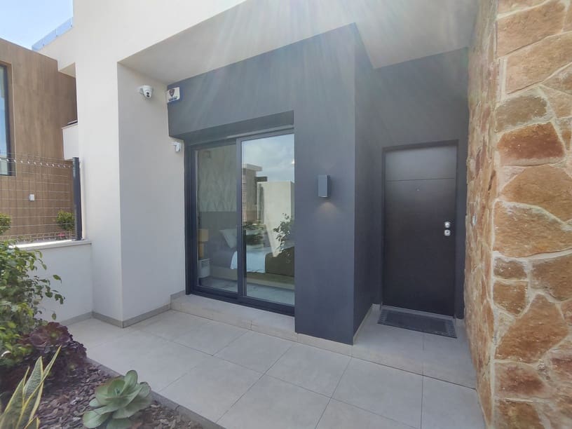 3 bedroom Townhouse for sale in Ciudad Quesada with pool garage - € 579,000 (Ref: 9841086)
